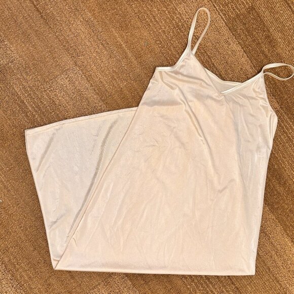Vintage Vanity Fair Cream Silky Womens Maxi Slip Dress Size Small  Intimates - Picture 2 of 12